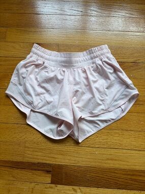 Lululemon Hottie Hot shorts, size 4